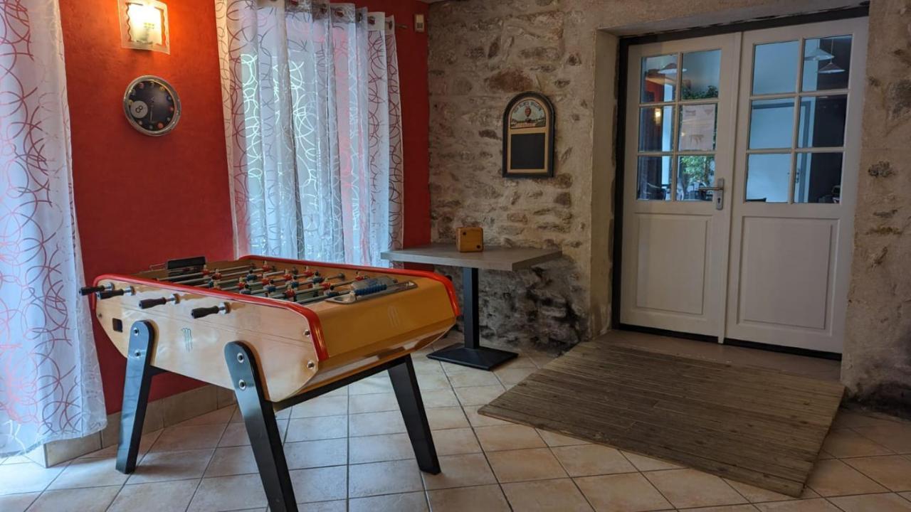 Chambres D'Hotes Les Lits Des Fees Saint-Floret Dış mekan fotoğraf